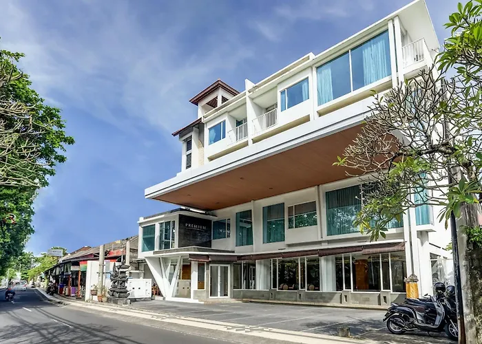 Collection O Near Pantai Kuta Formerly Premium 4*