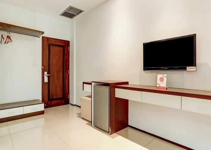 فندق Collection O Near Pantai Kuta Formerly Premium 4*